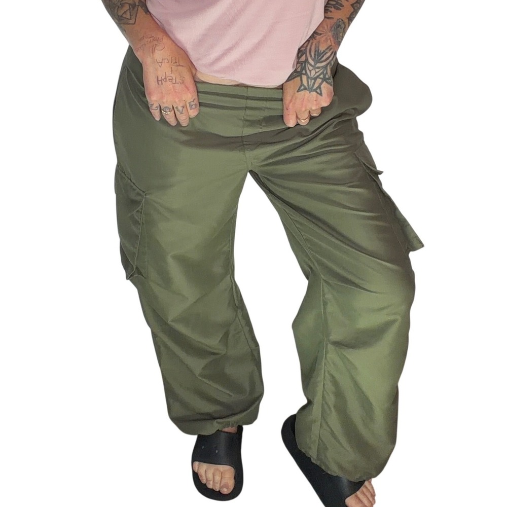 Refuge Cargo Parachute Pants Adjustable Toggle Olive Green Y2K Gorpcore L